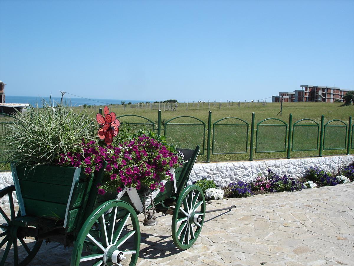 Hotel Casa Di Angel Sinemoretz Exterior foto
